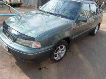 1998 Daewoo Nexia Photos