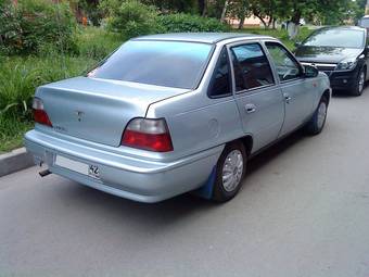 1998 Daewoo Nexia Pictures