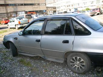 1998 Daewoo Nexia Pictures