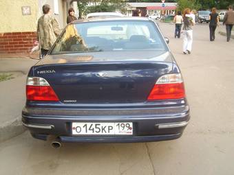 1998 Daewoo Nexia Photos