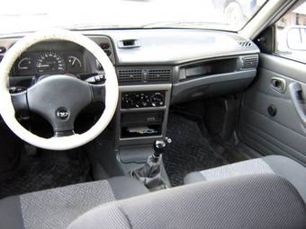 2000 Daewoo Nexia Pictures