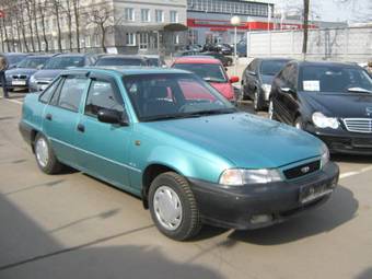 2000 Daewoo Nexia Pictures