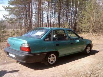 2000 Daewoo Nexia Photos