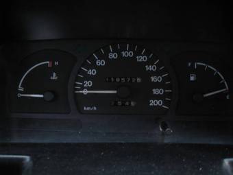 2001 Daewoo Nexia Pictures