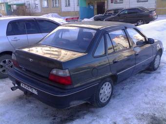 2002 Daewoo Nexia Photos