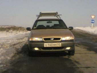 2002 Daewoo Nexia Photos