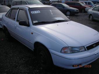 2002 Daewoo Nexia Pictures