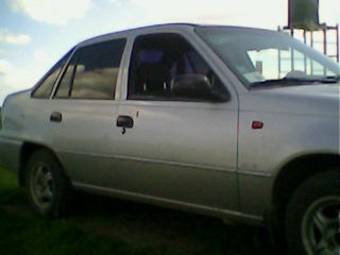 2002 Daewoo Nexia Photos