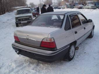 2003 Daewoo Nexia Pictures