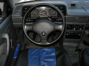 2003 Daewoo Nexia Photos