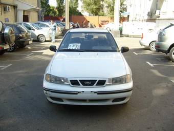 2003 Daewoo Nexia Photos