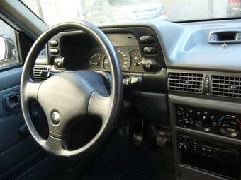 2003 Daewoo Nexia Pictures