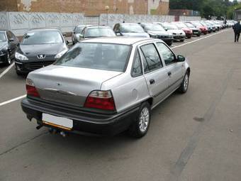2003 Daewoo Nexia Pictures