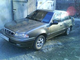 2003 Daewoo Nexia Photos