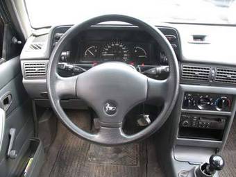 2004 Daewoo Nexia Photos