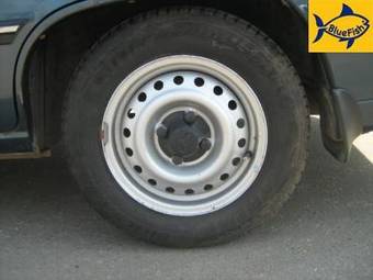 2004 Daewoo Nexia Photos