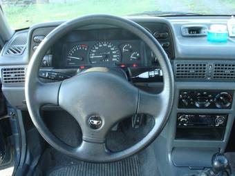 2004 Daewoo Nexia Pictures