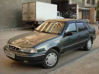 2004 Daewoo Nexia Photos