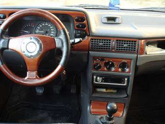 2004 Daewoo Nexia Photos