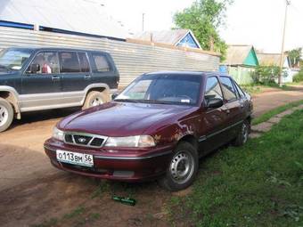 2004 Daewoo Nexia Pictures