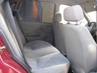 2004 Daewoo Nexia Pictures