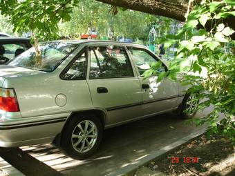 2004 Daewoo Nexia Photos