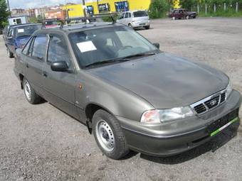 2004 Daewoo Nexia Images
