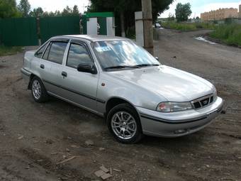 2004 Daewoo Nexia Pics