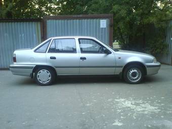 2004 Daewoo Nexia Pictures