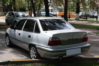 2004 Daewoo Nexia Photos