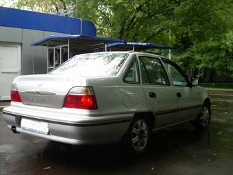 2004 Daewoo Nexia Photos