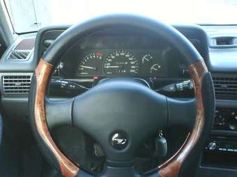 2005 Daewoo Nexia Pictures
