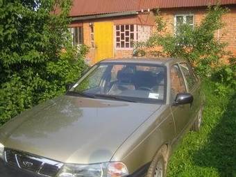 2005 Daewoo Nexia Photos