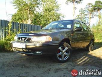 2005 Daewoo Nexia Photos