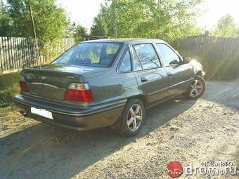2005 Daewoo Nexia Photos