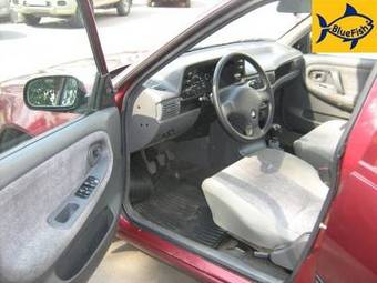 2005 Daewoo Nexia Photos