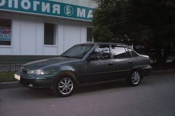 2005 Daewoo Nexia Photos