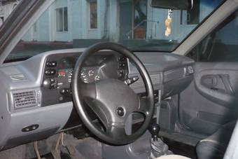 2005 Daewoo Nexia Pictures