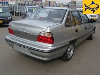 2005 Daewoo Nexia Photos