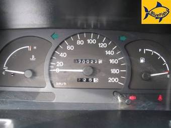 2005 Daewoo Nexia Images