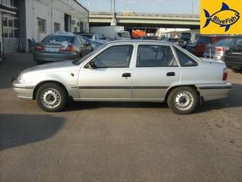 2005 Daewoo Nexia Pictures