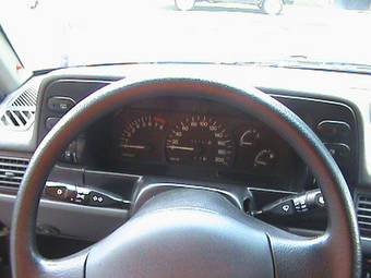 2006 Daewoo Nexia Pictures