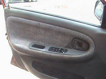 2006 Daewoo Nexia Photos