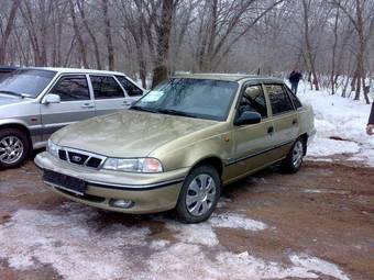 2007 Daewoo Nexia Photos