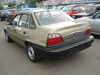2007 Daewoo Nexia Photos