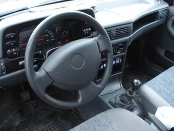 2008 Daewoo Nexia Photos