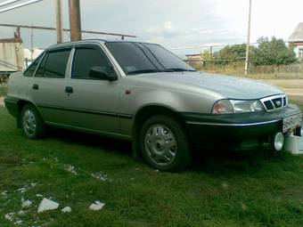 2008 Daewoo Nexia Photos