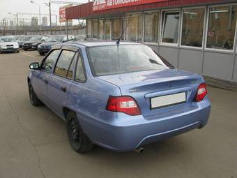 2008 Daewoo Nexia Photos