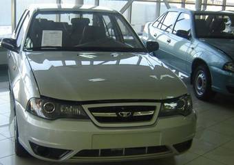 2009 Daewoo Nexia Photos