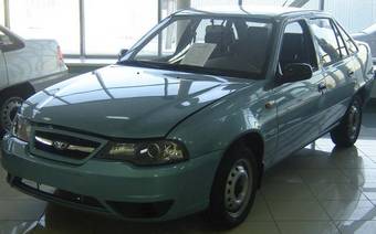 2009 Daewoo Nexia Photos